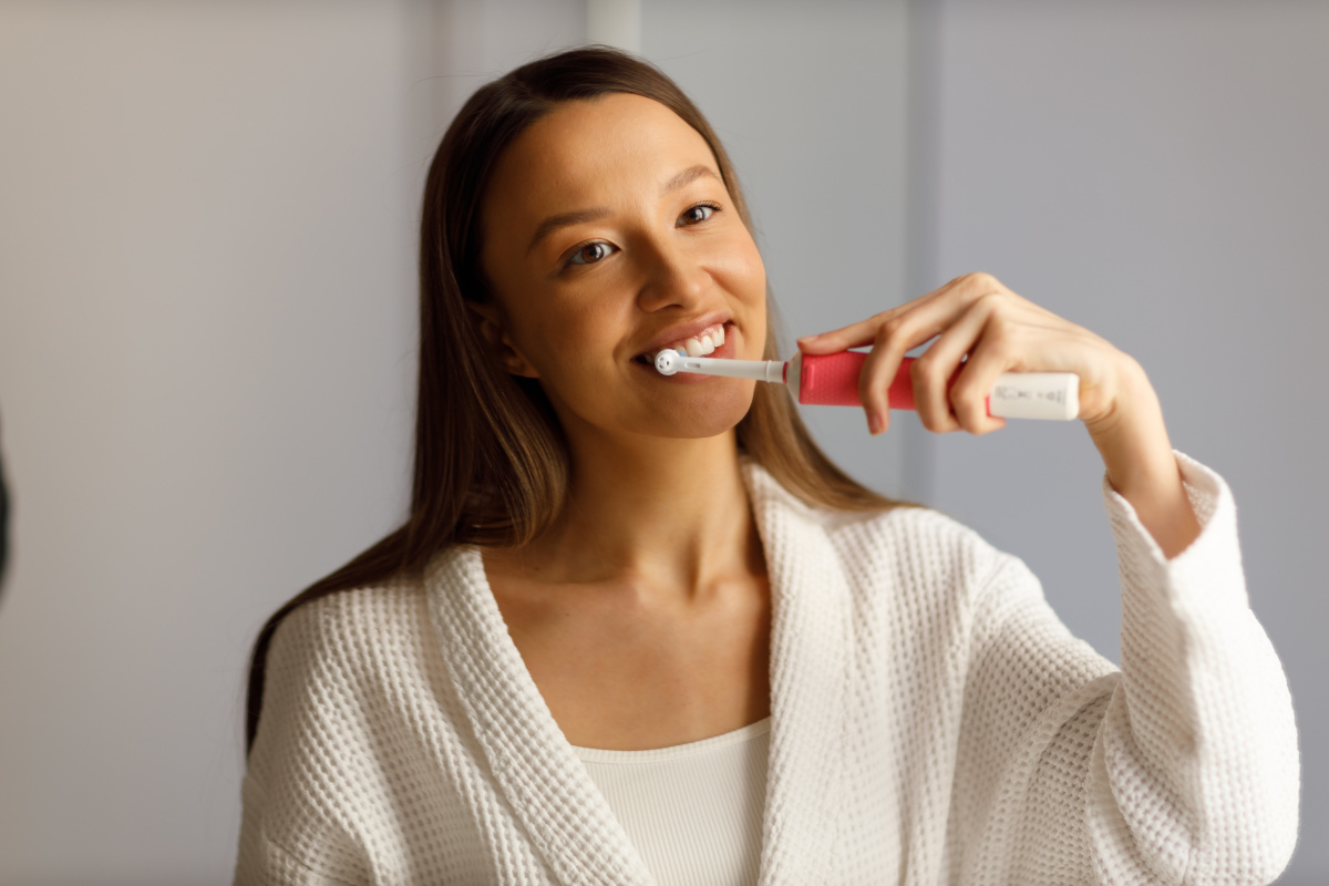 une brosse à dents électrique